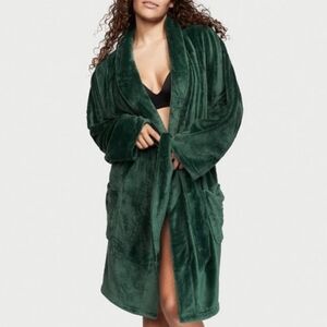 VICTORIA'S SECRET Forest Green Plush Robe